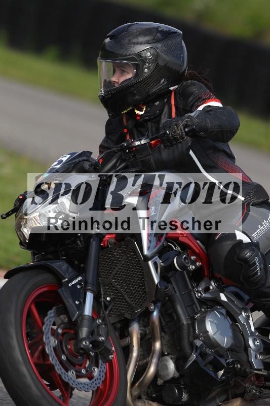 /Archiv-2025/10 23.04.2025 Cornu Master School ADR/gruen-vert/6